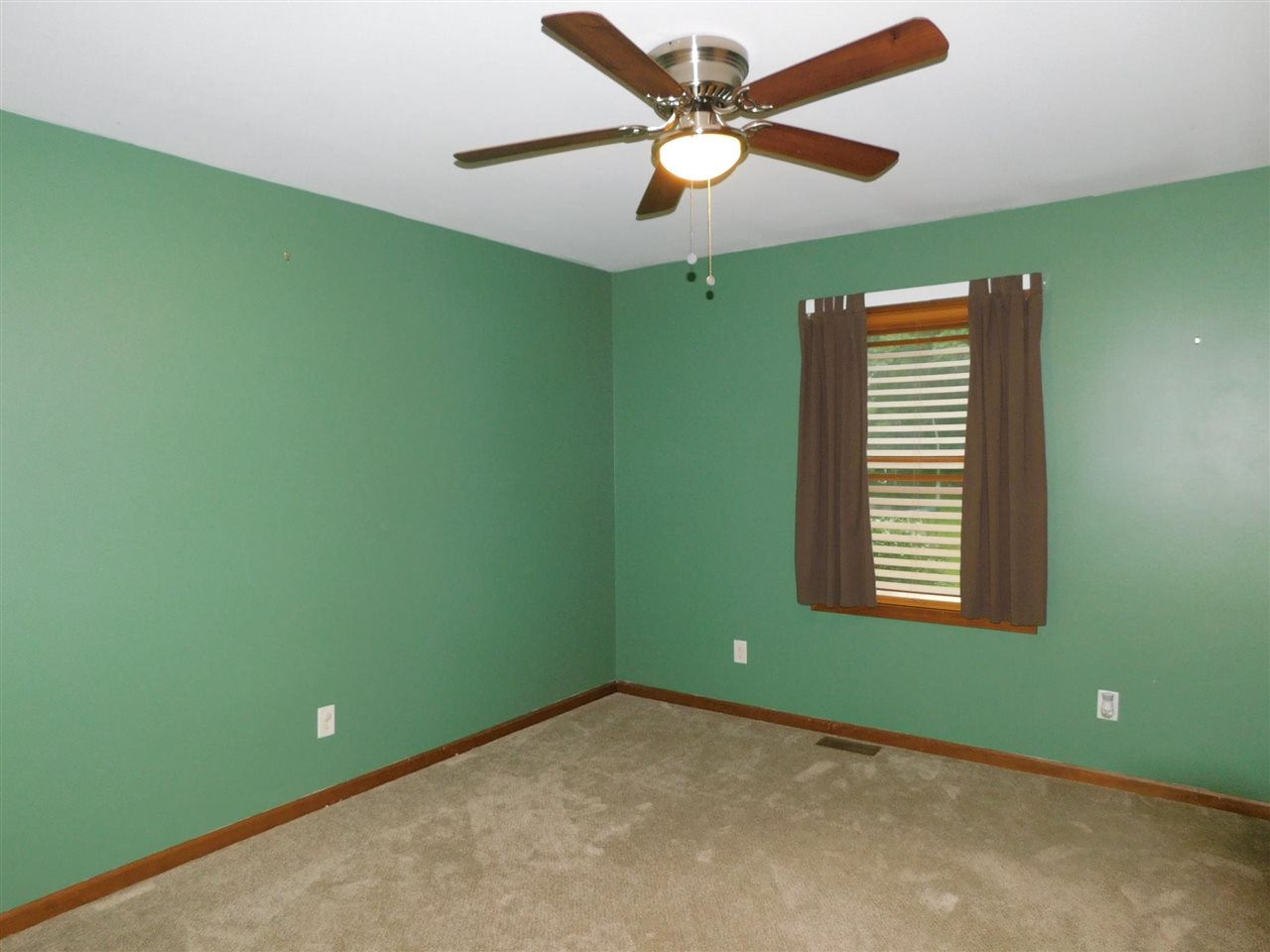 3045 Oak Grove Road North Branch, MI 48461 - Photo 13 of 24 50048344-12.JPG