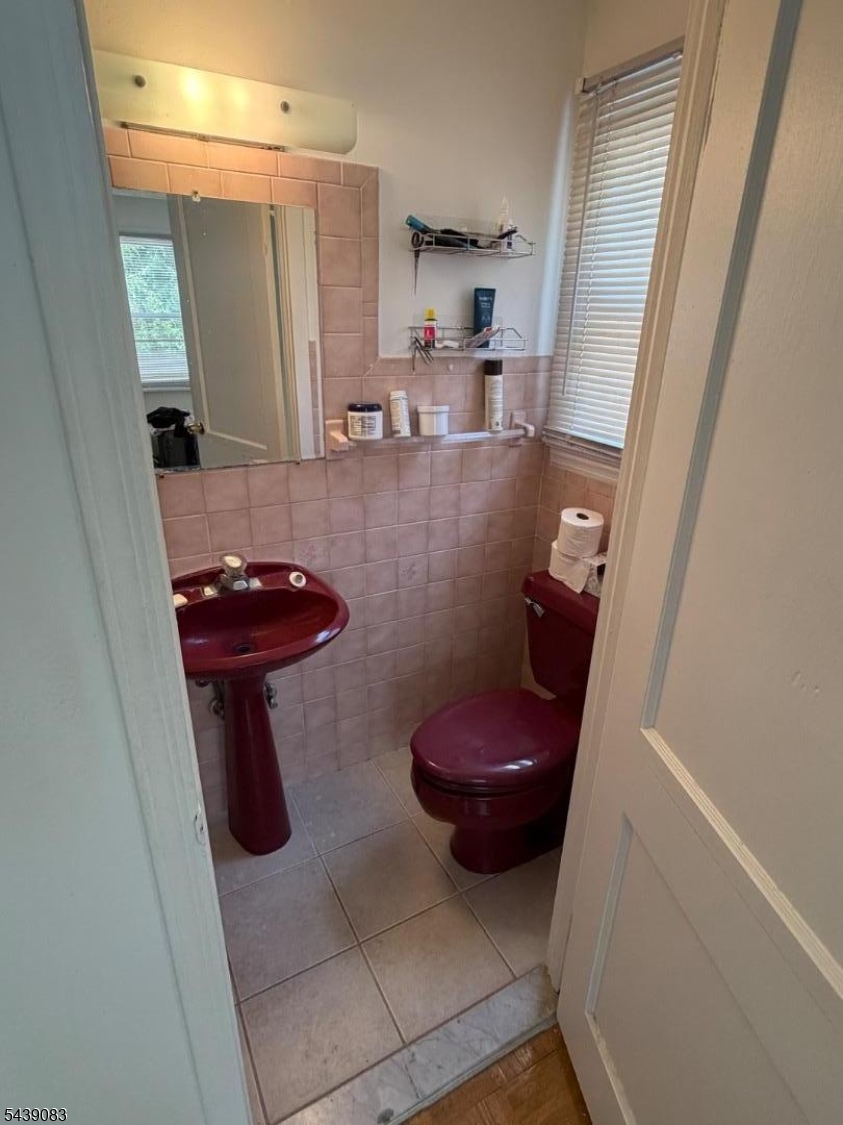 19 Alexander Avenue Bloomfield, NJ 07003 - Photo 9 of 16