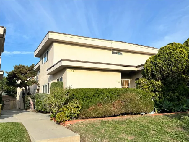 $2,350 | 2935 West 235th Street, Unit 4, Torrance, CA 90505