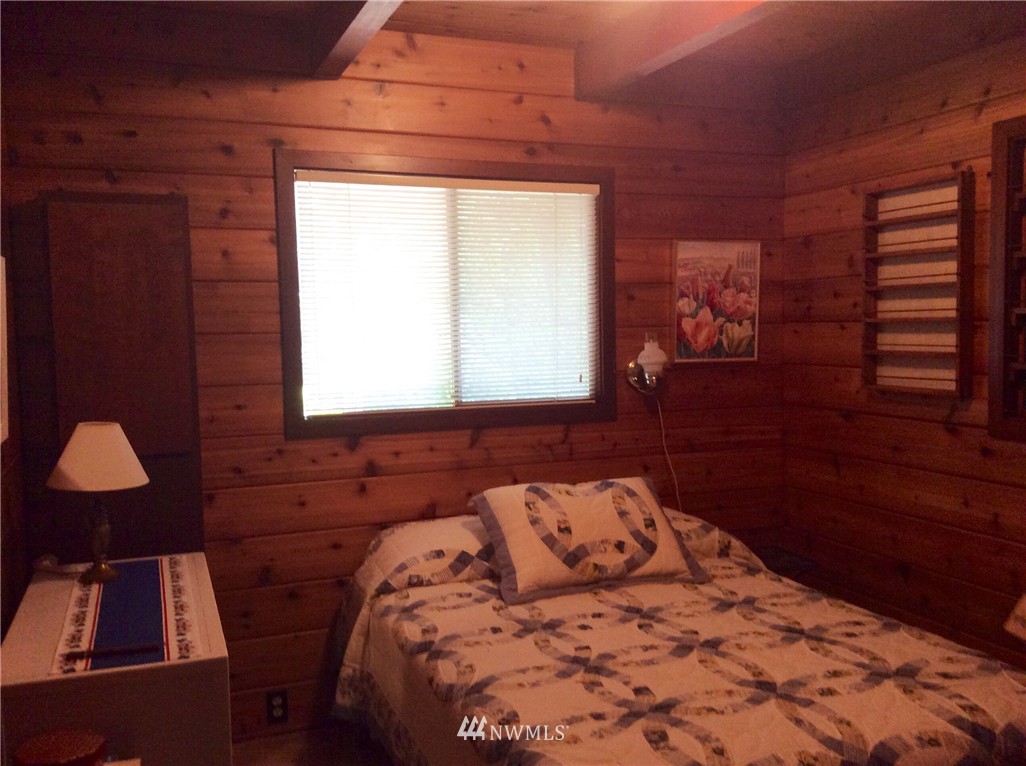 220 East Sund Road Grapeview, WA 98546 - Photo 13 of 18 Gallery Image 13