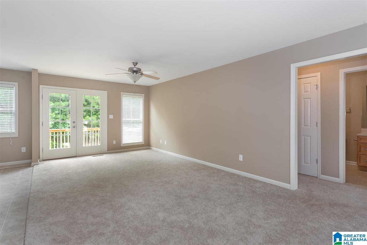 952 Hickory Street Moody, AL 35004 - Photo 8 of 37