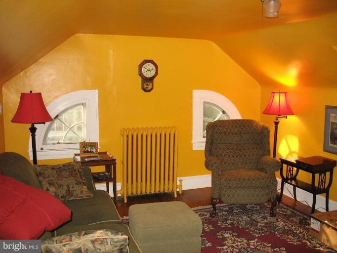 5103 Woodside Road Baltimore, MD 21229 - Photo 13 of 30