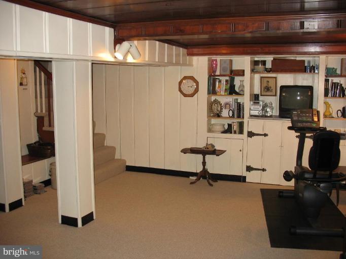 5103 Woodside Road Baltimore, MD 21229 - Photo 21 of 30 a view of a room with gym equipment