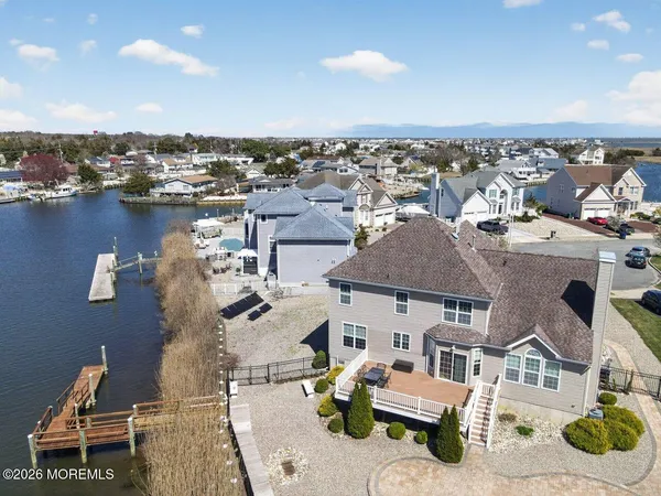 $1,179,000 | 40 Overlook Drive, Little Egg Harbor, NJ 08087