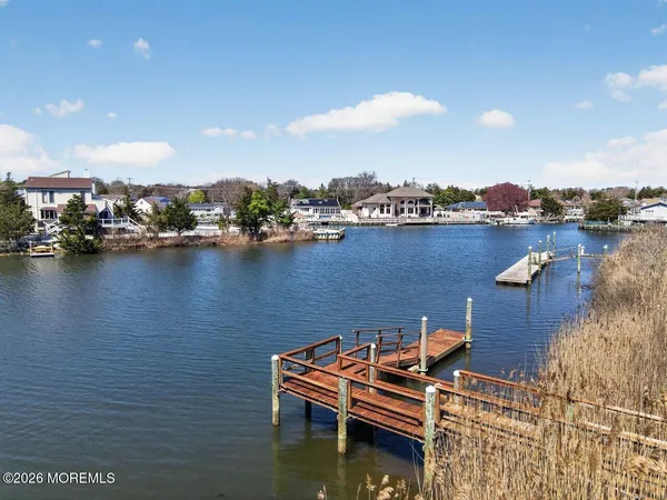 $1,179,000 | 40 Overlook Drive, Little Egg Harbor, NJ 08087