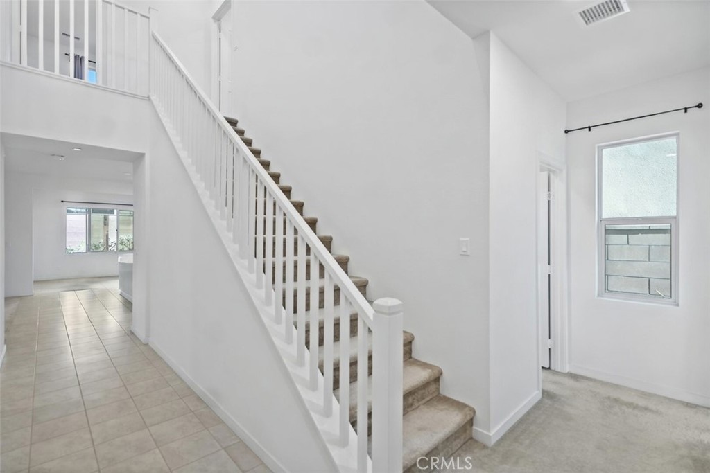2575 East Embry Lane Ontario, CA 91762 - Photo 5 of 30