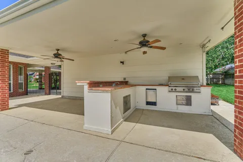 $625,000 | 6610 Glenhill Drive, Spring, TX 77389