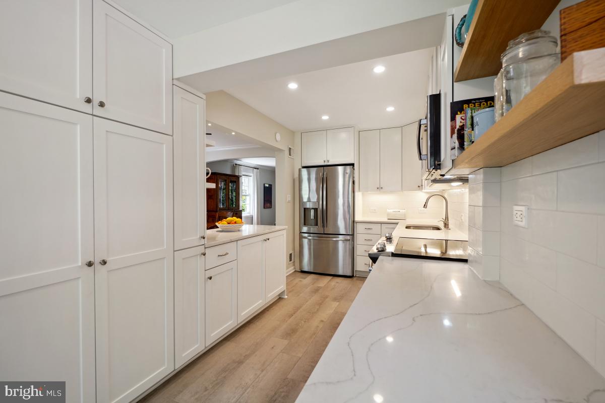 409 Hamilton Avenue Silver Spring, MD 20901 - Photo 12 of 46