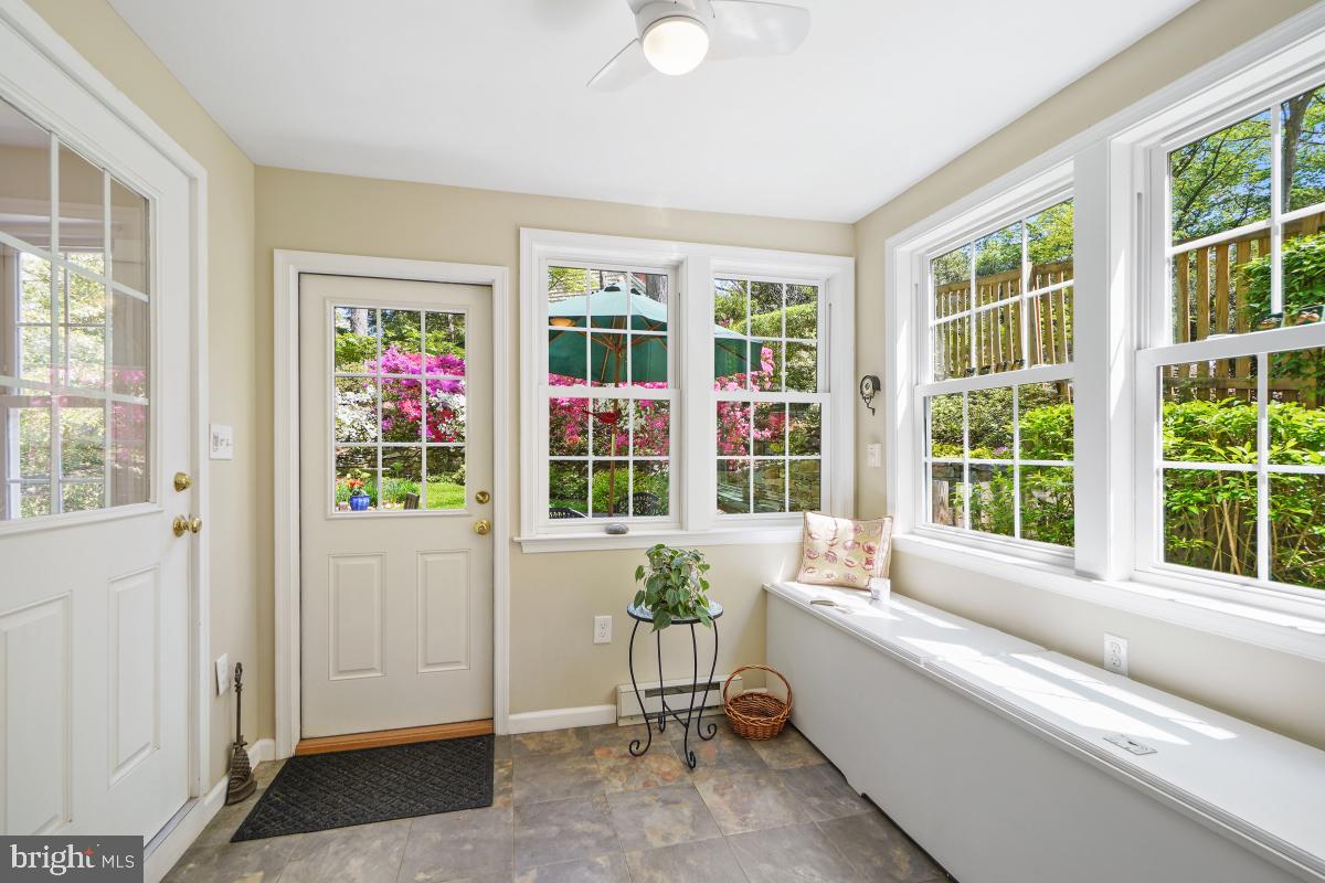 409 Hamilton Avenue Silver Spring, MD 20901 - Photo 17 of 46