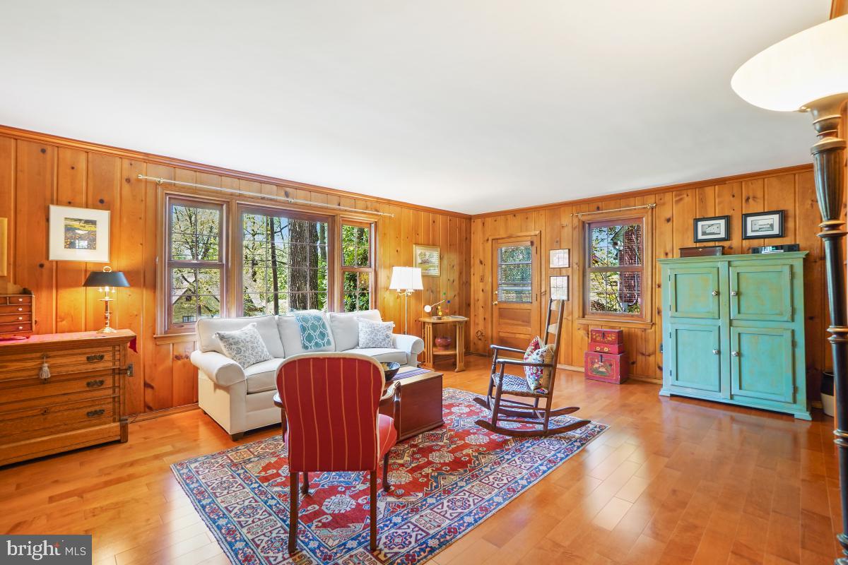 409 Hamilton Avenue Silver Spring, MD 20901 - Photo 35 of 46 large picture window