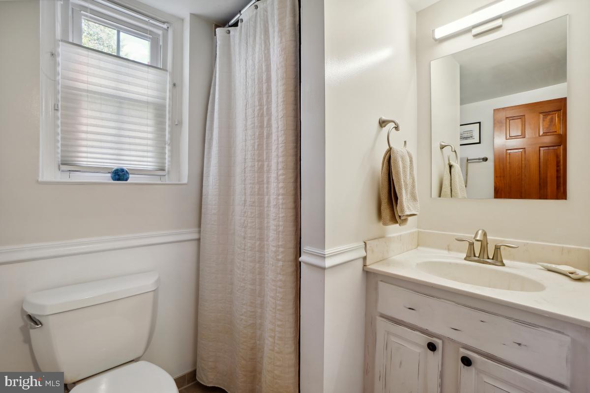 409 Hamilton Avenue Silver Spring, MD 20901 - Photo 38 of 46 3rd full bath