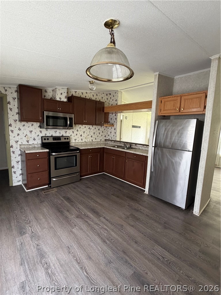 3898 Alamac Road Lumberton, NC 28358 - Photo 15 of 19 Kitchen