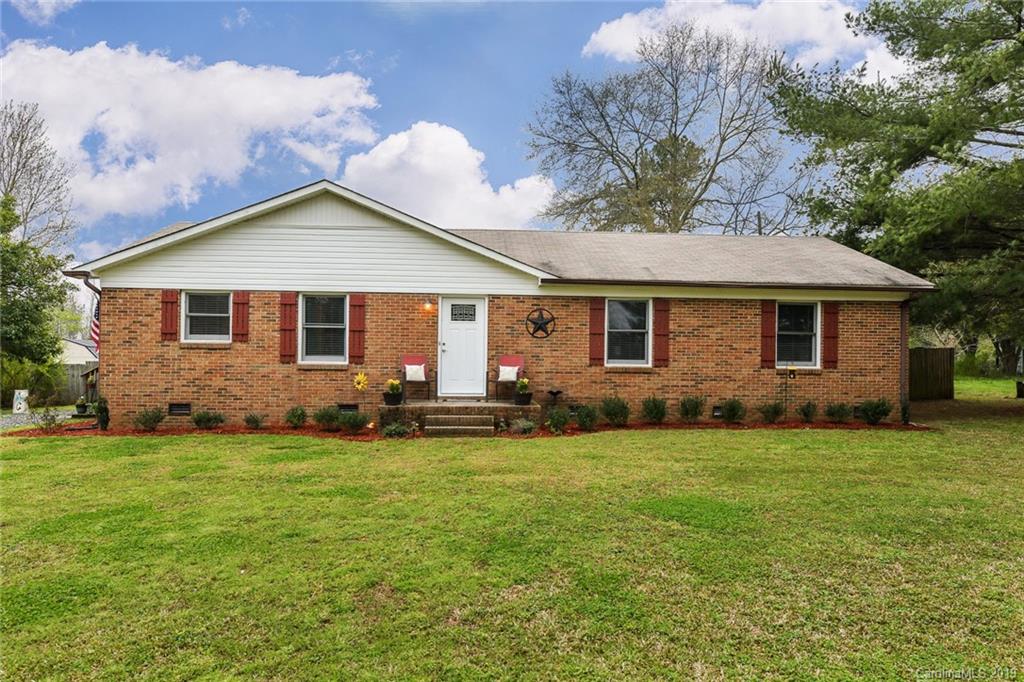 1613 Jim McCarter Road Clover, SC 29710 - Photo 1 of 29 Gallery Image 1