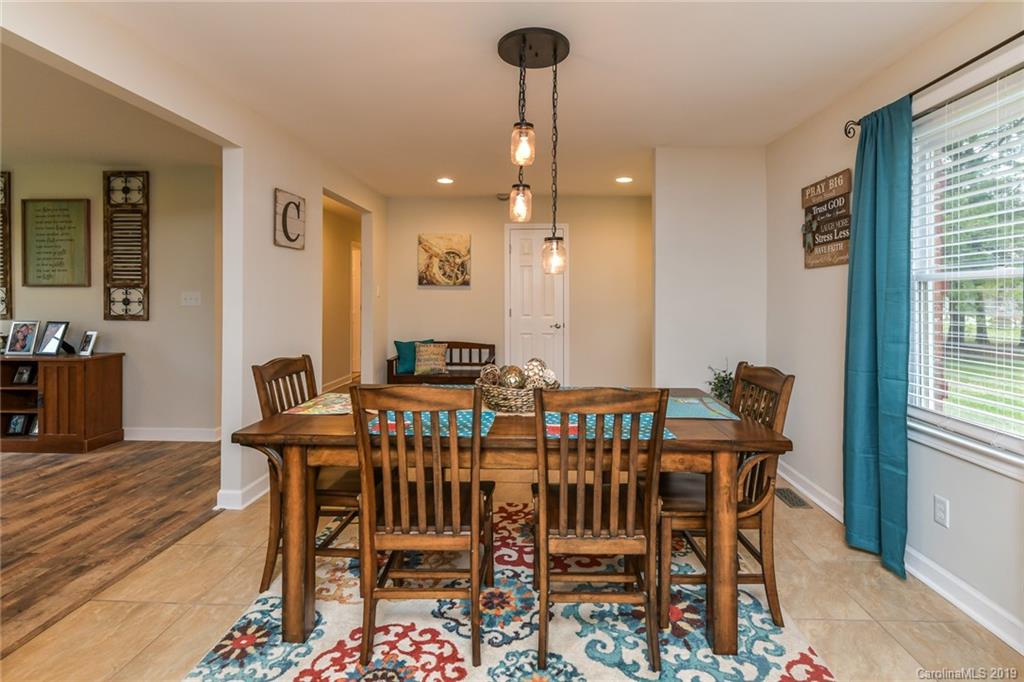 1613 Jim McCarter Road Clover, SC 29710 - Photo 5 of 29 Gallery Image 5