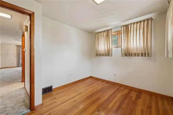 $180,000 | 8044 Gladstone Drive, Irwin, PA 15642