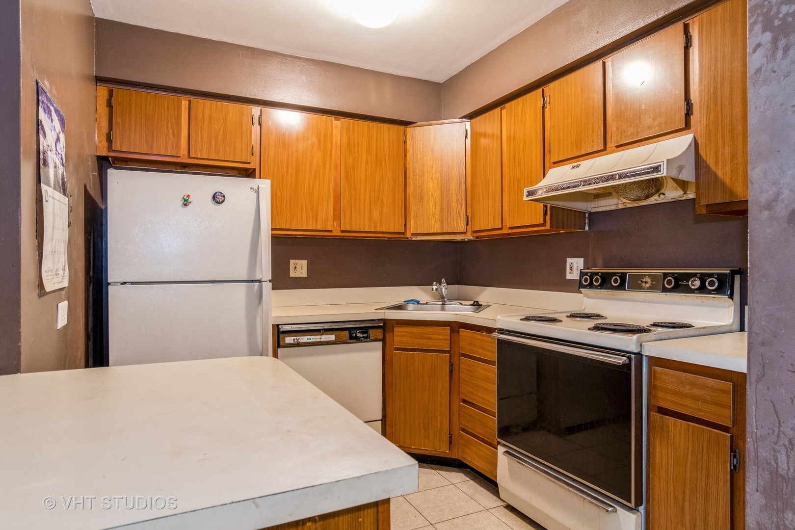 1081 Rodenburg Road, Unit 205 Roselle, IL 60172 - Photo 4 of 9