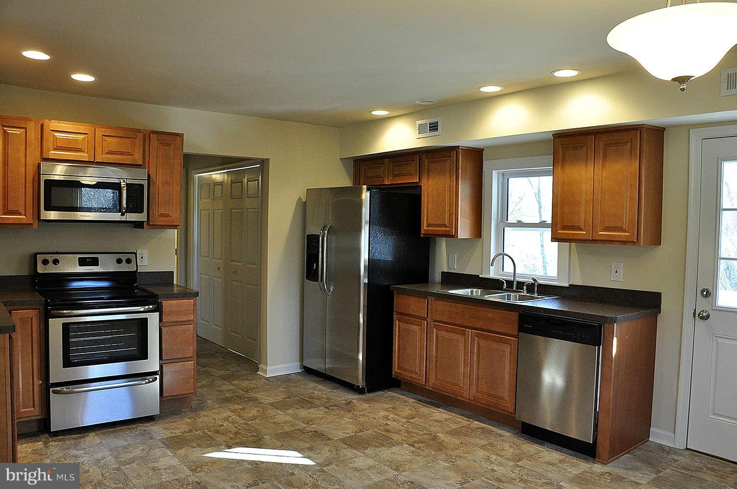 6104 Griffinsburg Road Boston, VA 22713 - Photo 4 of 23 Kitchen