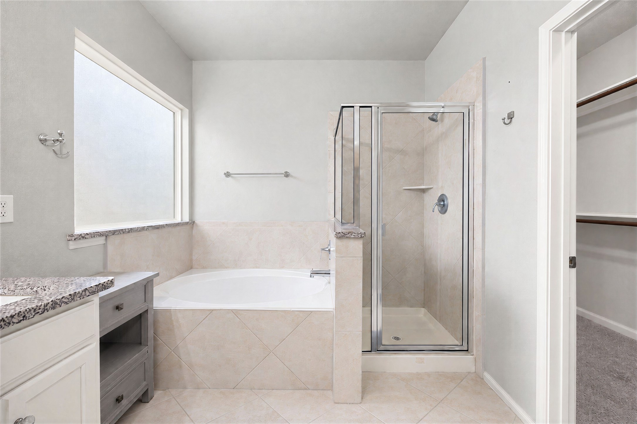 1728 Wandering Hills Road Conroe, TX 77304 - Photo 21 of 35 Gallery Image 21