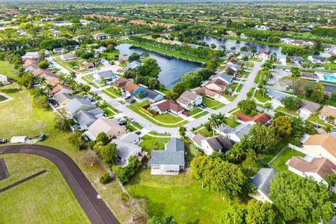 $469,000 | 1713 Banyan Creek Court, Boynton Beach, FL 33436