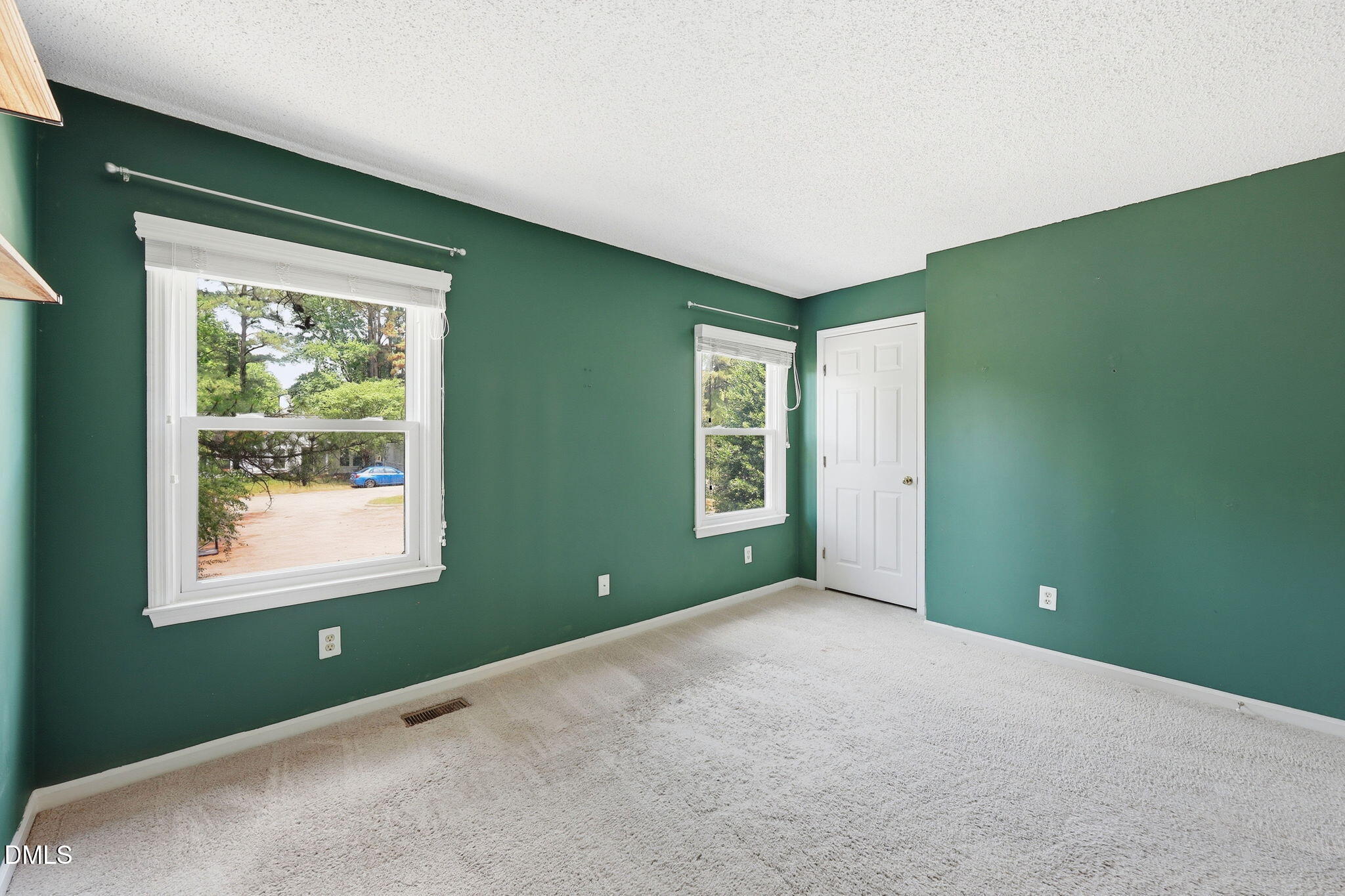 4509 Hollirose Place Raleigh, NC 27616 - Photo 32 of 46