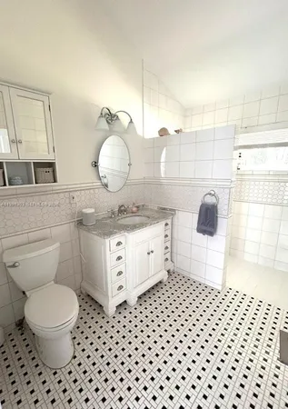 $8,600 | 8001 Southwest 160th Street, Palmetto Bay, FL 33157