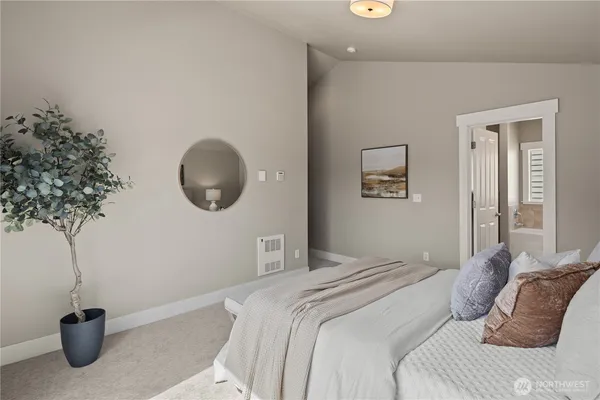 $969,000 | 5015 A 8th Avenue Northwest, Seattle, WA 98107