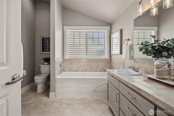 $969,000 | 5015 A 8th Avenue Northwest, Seattle, WA 98107