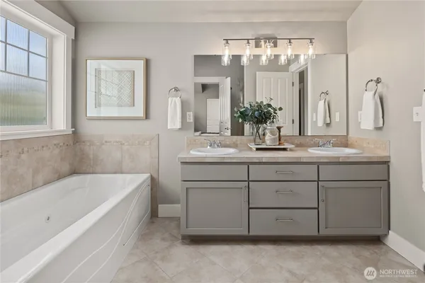 $969,000 | 5015 A 8th Avenue Northwest, Seattle, WA 98107