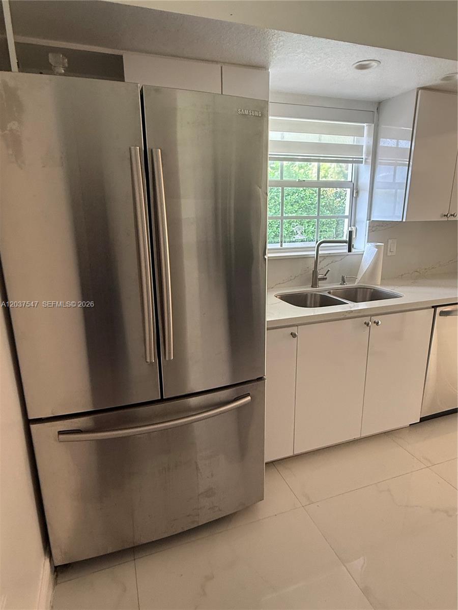 11921 Southwest 273rd Street Homestead, FL 33032 - Photo 15 of 27