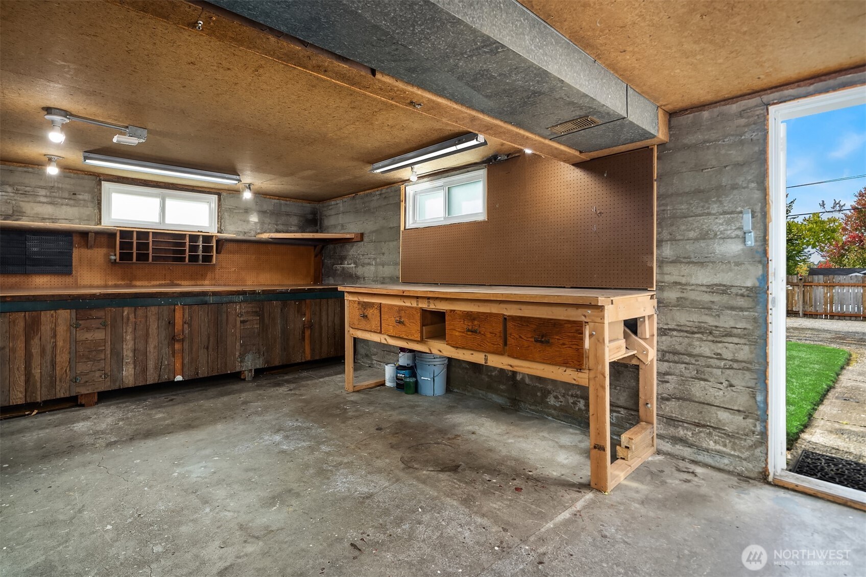 1924 State Street Everett, WA 98201 - Photo 29 of 31