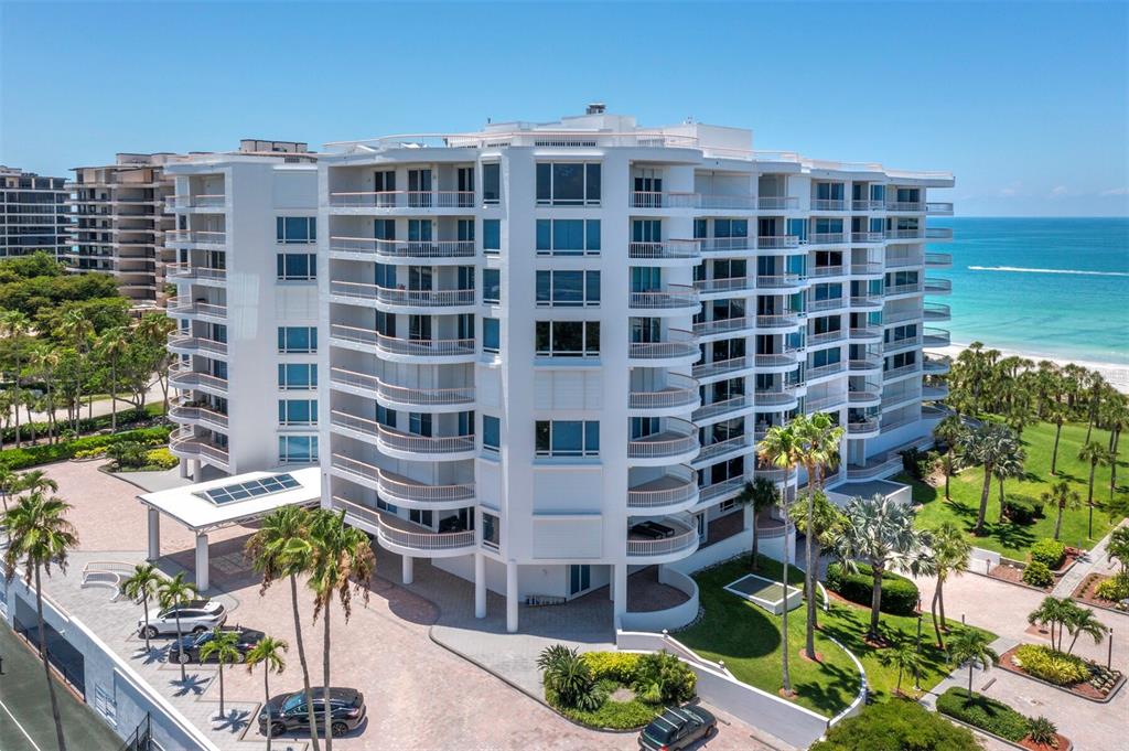 455 Longboat Club Road, Unit PH8 Longboat Key, FL 34228 - Photo 2 of 32