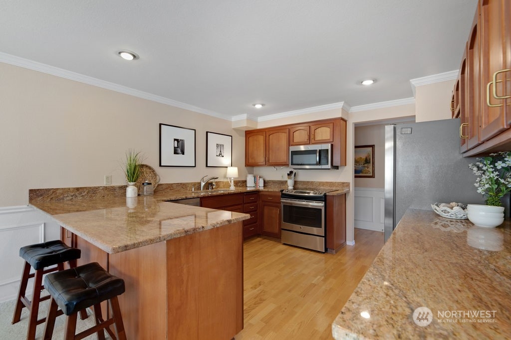 555 Walnut Street, Unit 6 Edmonds, WA 98020 - Photo 8 of 28 Gallery Image 8