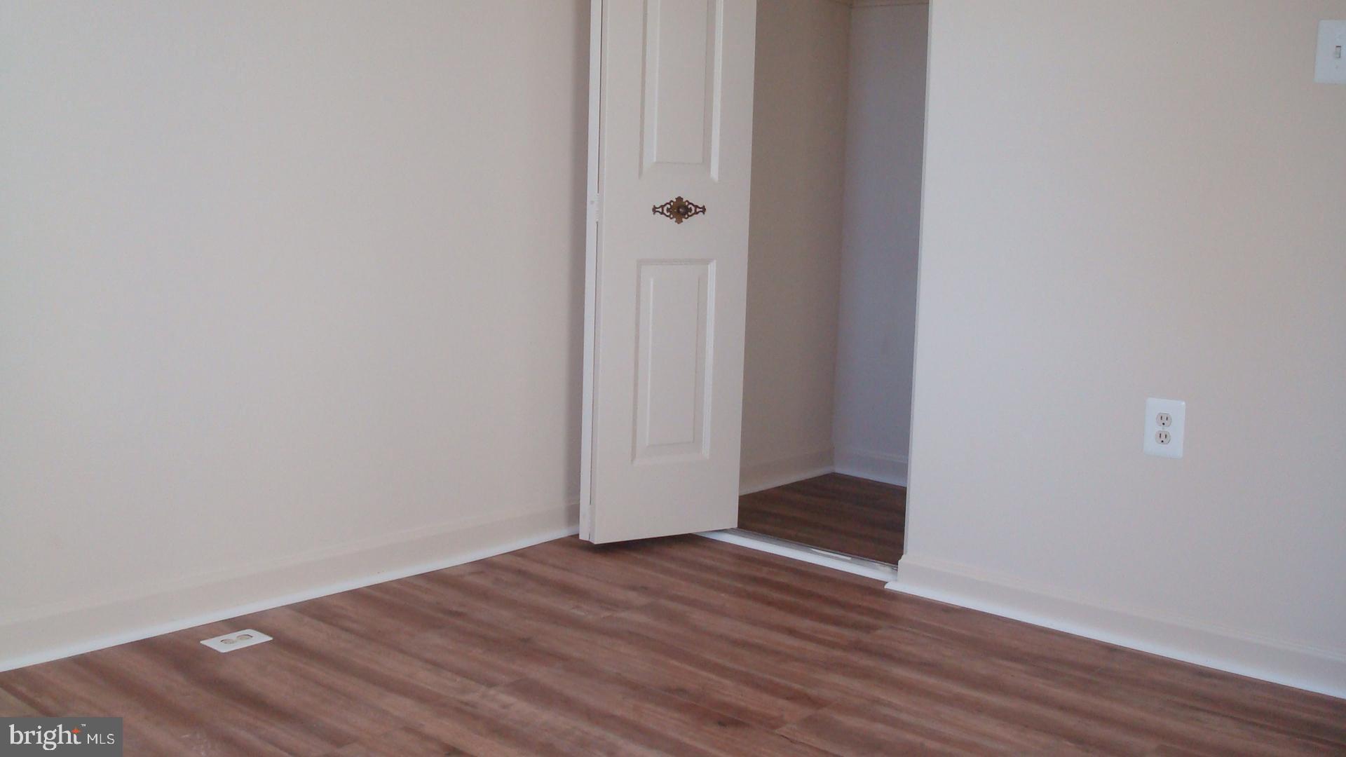 5541 Ridgeton Hill Court Fairfax, VA 22032 - Photo 32 of 49
