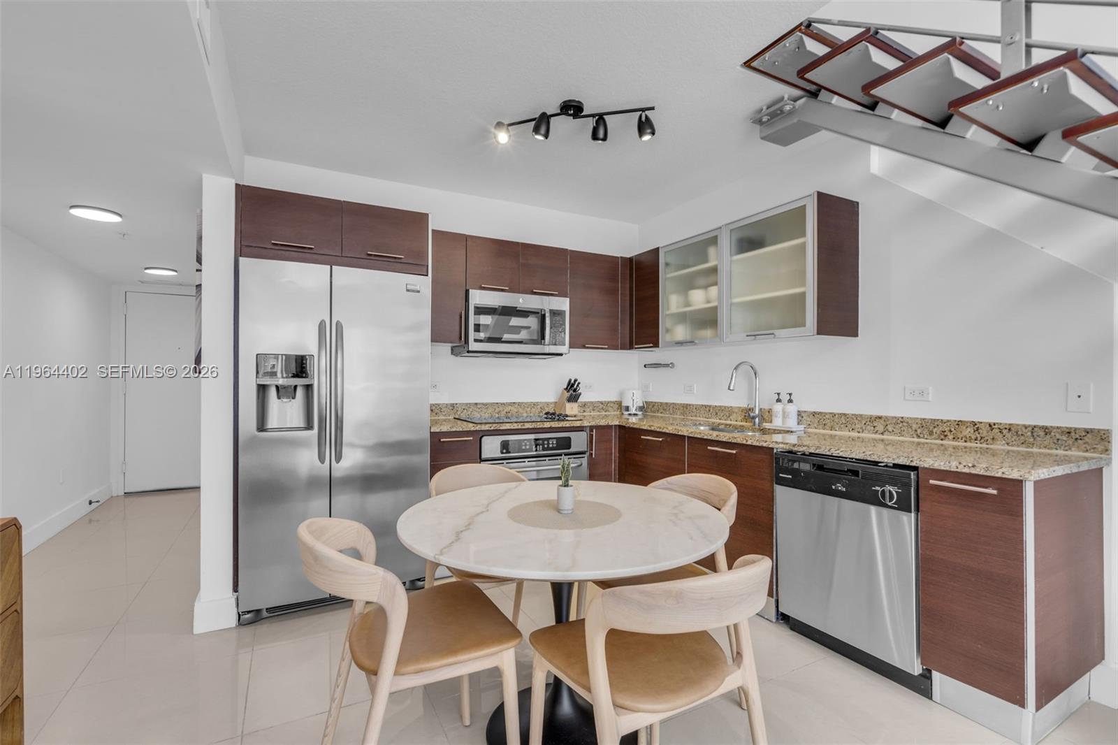 41 Southeast 5th Street, Unit 1112 Miami, FL 33131 - Photo 6 of 16