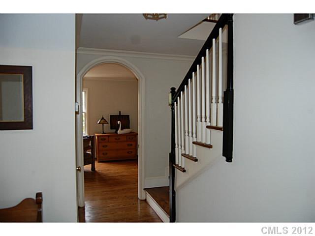 3909 Churchill Road, Unit 18 Charlotte, NC 28211 - Photo 2 of 13 Gallery Image 2
