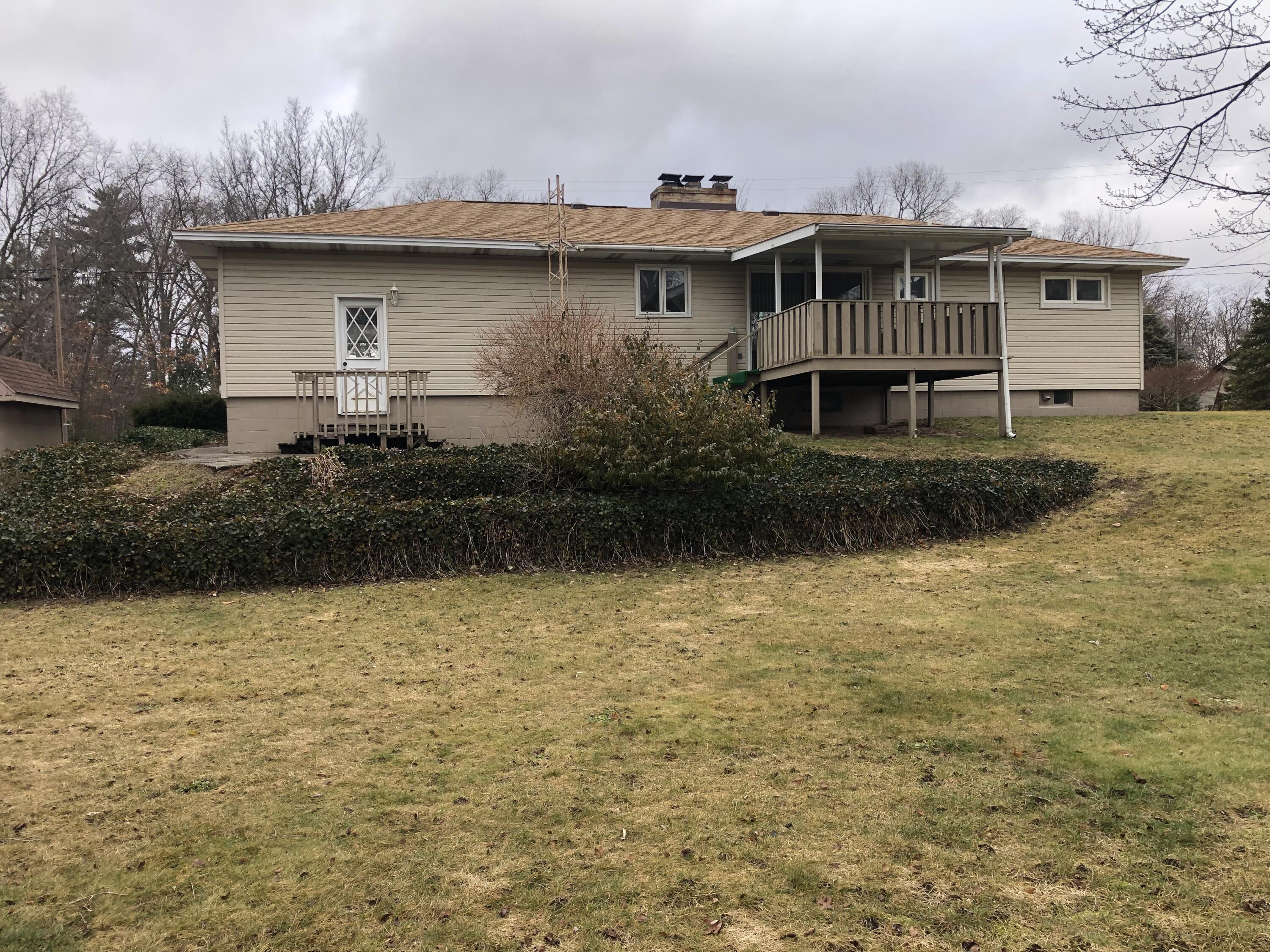 2327 Heights Ravenna Road Muskegon, MI 49444 - Photo 23 of 26 AC8A90B2-538A-4F09-BE3C-0F58527703AA