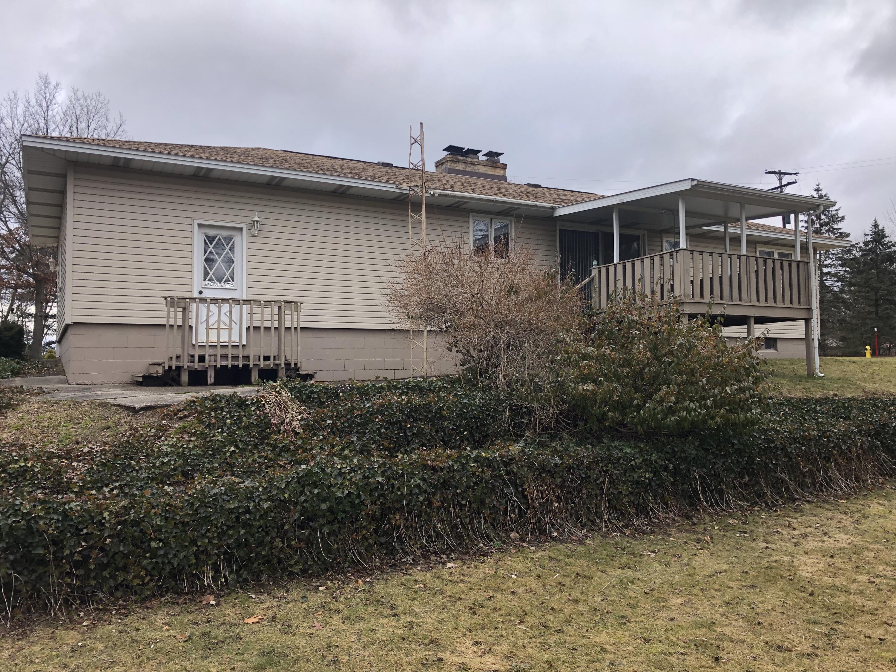 2327 Heights Ravenna Road Muskegon, MI 49444 - Photo 24 of 26 7744D856-72D4-44C4-ACAB-76A19E029E37