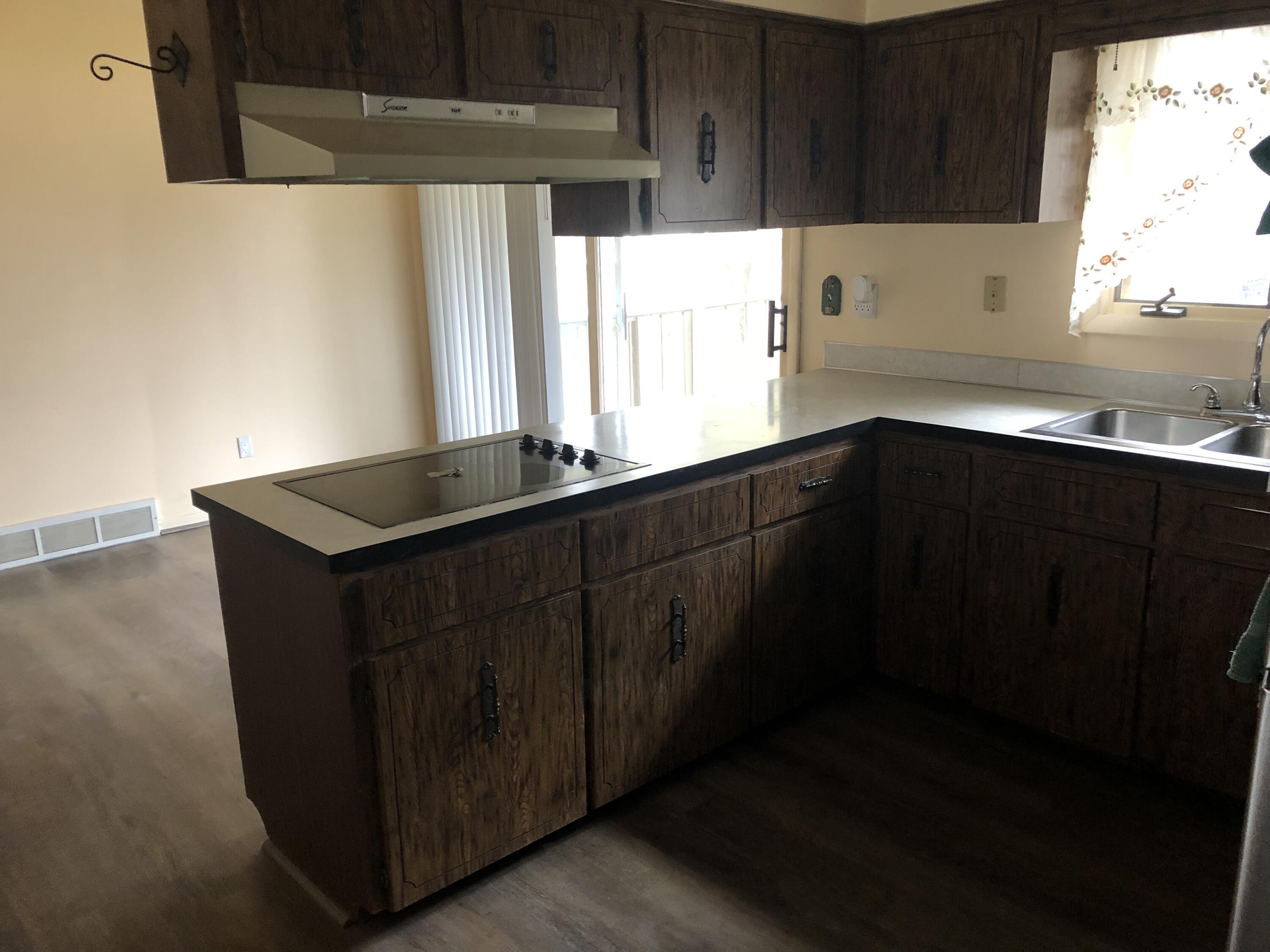 2327 Heights Ravenna Road Muskegon, MI 49444 - Photo 6 of 26 B7EB4E09-4C8E-4E5E-962F-A2211EF30667