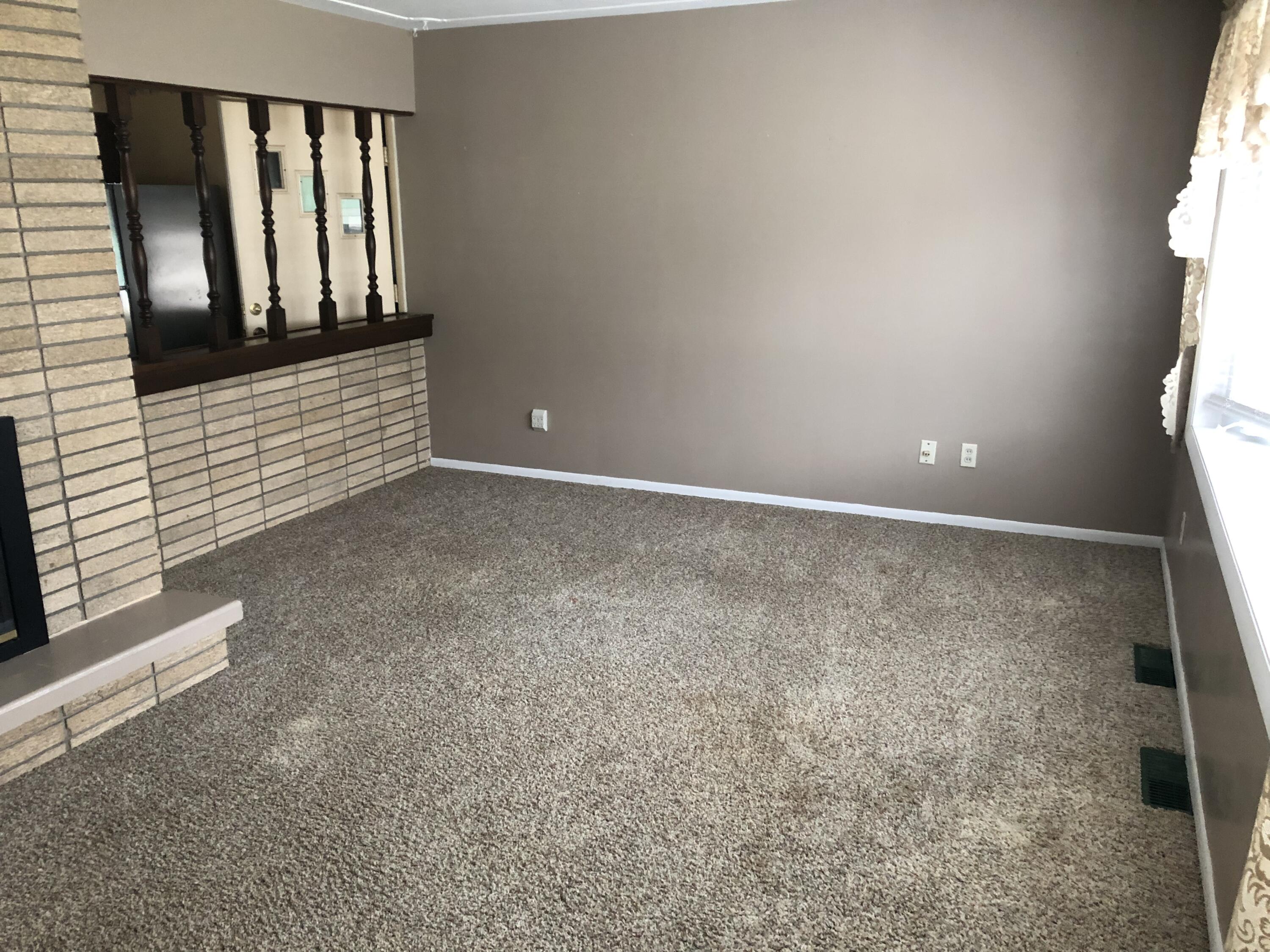 2327 Heights Ravenna Road Muskegon, MI 49444 - Photo 8 of 26 62EA03C2-0053-4A65-831D-2B5EB102BE9F