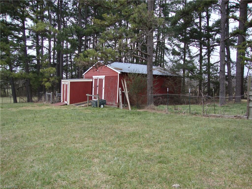 6550 Hunt Road Pleasant Garden, NC 27313 - Photo 23 of 26 2 stall barn