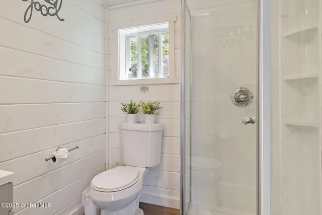 $1,999,900 | 380-382 Lape Road, Schodack, NY 12123