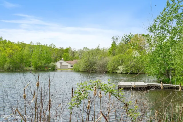 $1,999,900 | 380-382 Lape Road, Schodack, NY 12123