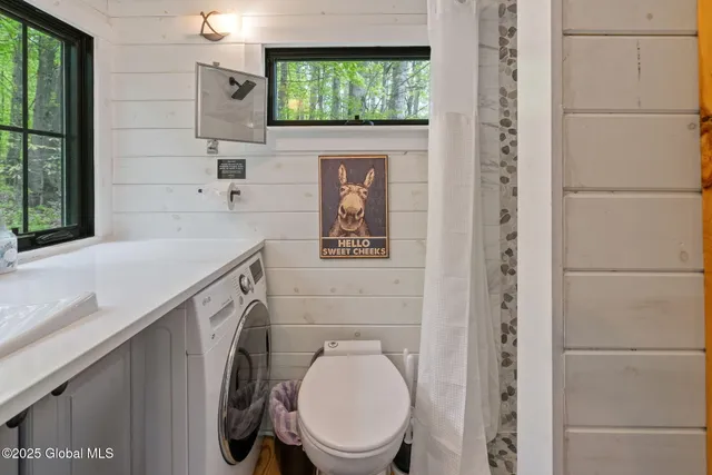 $1,999,900 | 380-382 Lape Road, Schodack, NY 12123