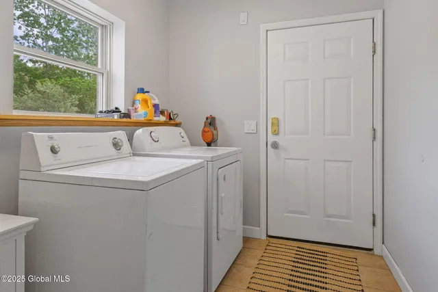 $1,999,900 | 380-382 Lape Road, Schodack, NY 12123