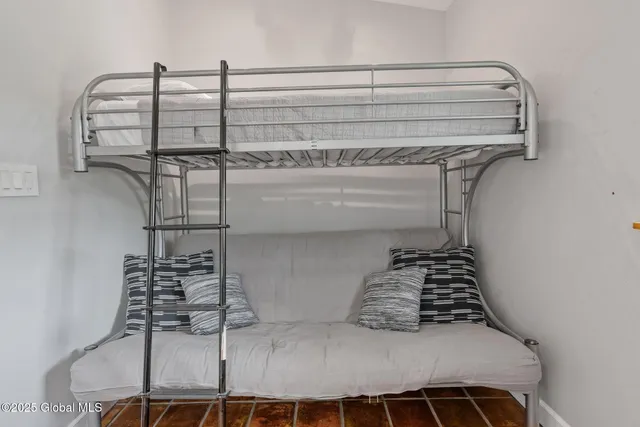 $1,999,900 | 380-382 Lape Road, Schodack, NY 12123