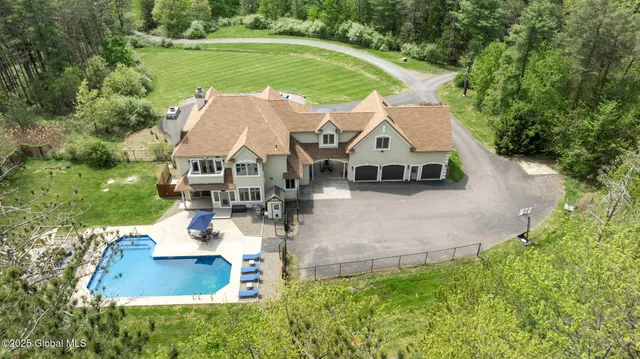 $1,999,900 | 380-382 Lape Road, Schodack, NY 12123