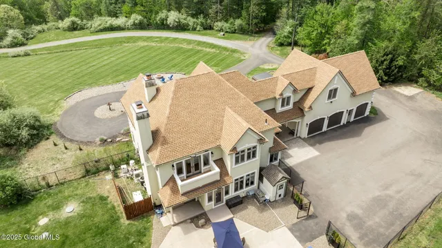 $1,999,900 | 380-382 Lape Road, Schodack, NY 12123