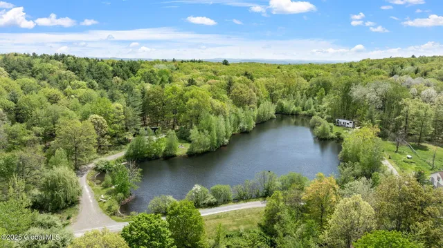 $1,999,900 | 380-382 Lape Road, Schodack, NY 12123