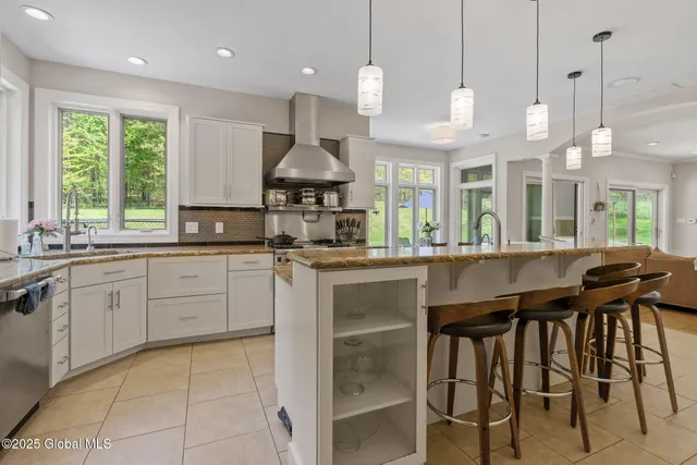 $1,999,900 | 380-382 Lape Road, Schodack, NY 12123