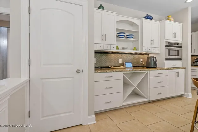 $1,999,900 | 380-382 Lape Road, Schodack, NY 12123